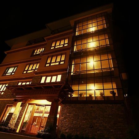 Hotel Tarayana Grand Гангток Экстерьер фото