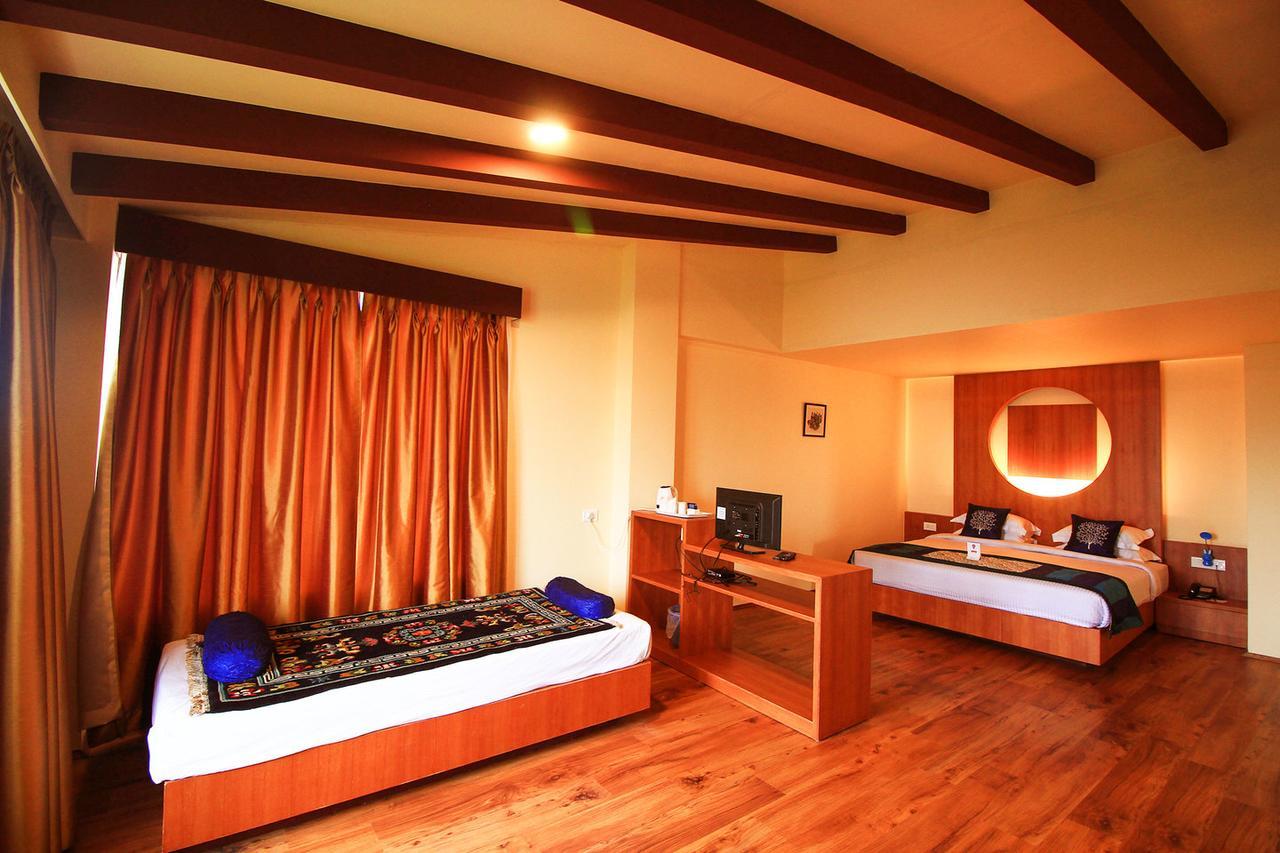 Hotel Tarayana Grand Гангток Экстерьер фото