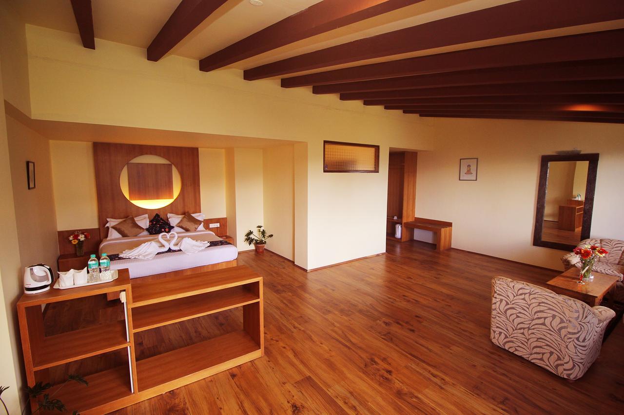 Hotel Tarayana Grand Гангток Экстерьер фото