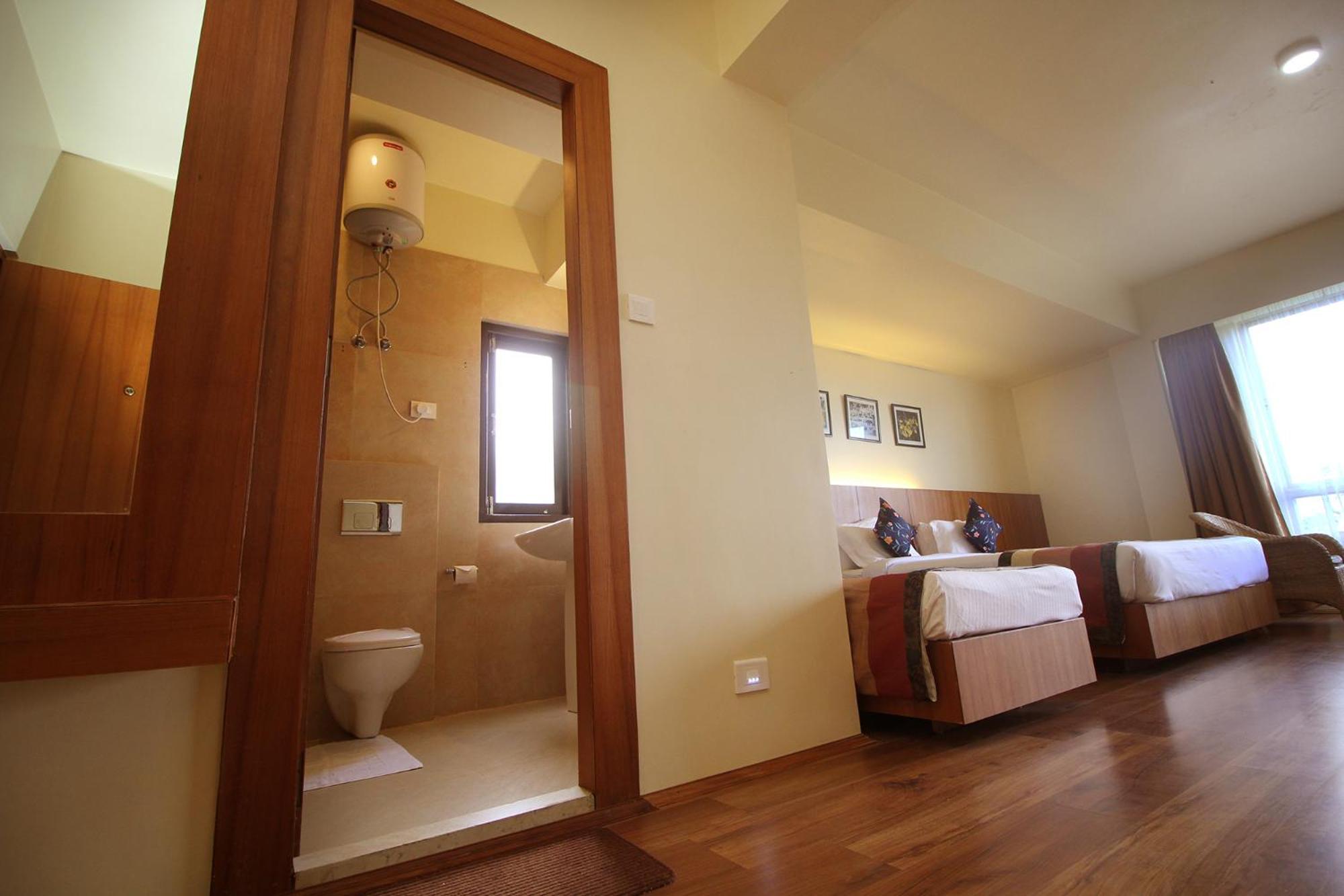 Hotel Tarayana Grand Гангток Экстерьер фото