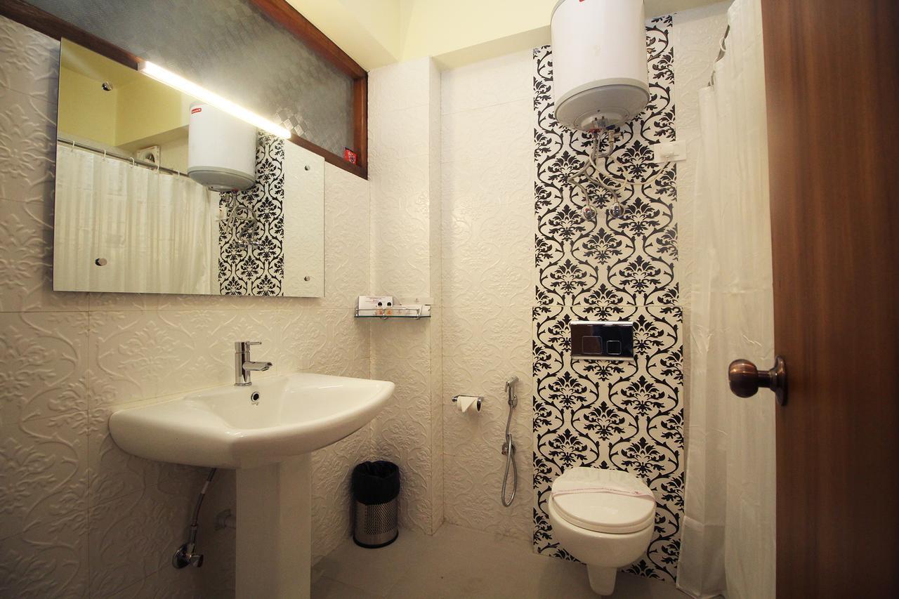 Hotel Tarayana Grand Гангток Экстерьер фото