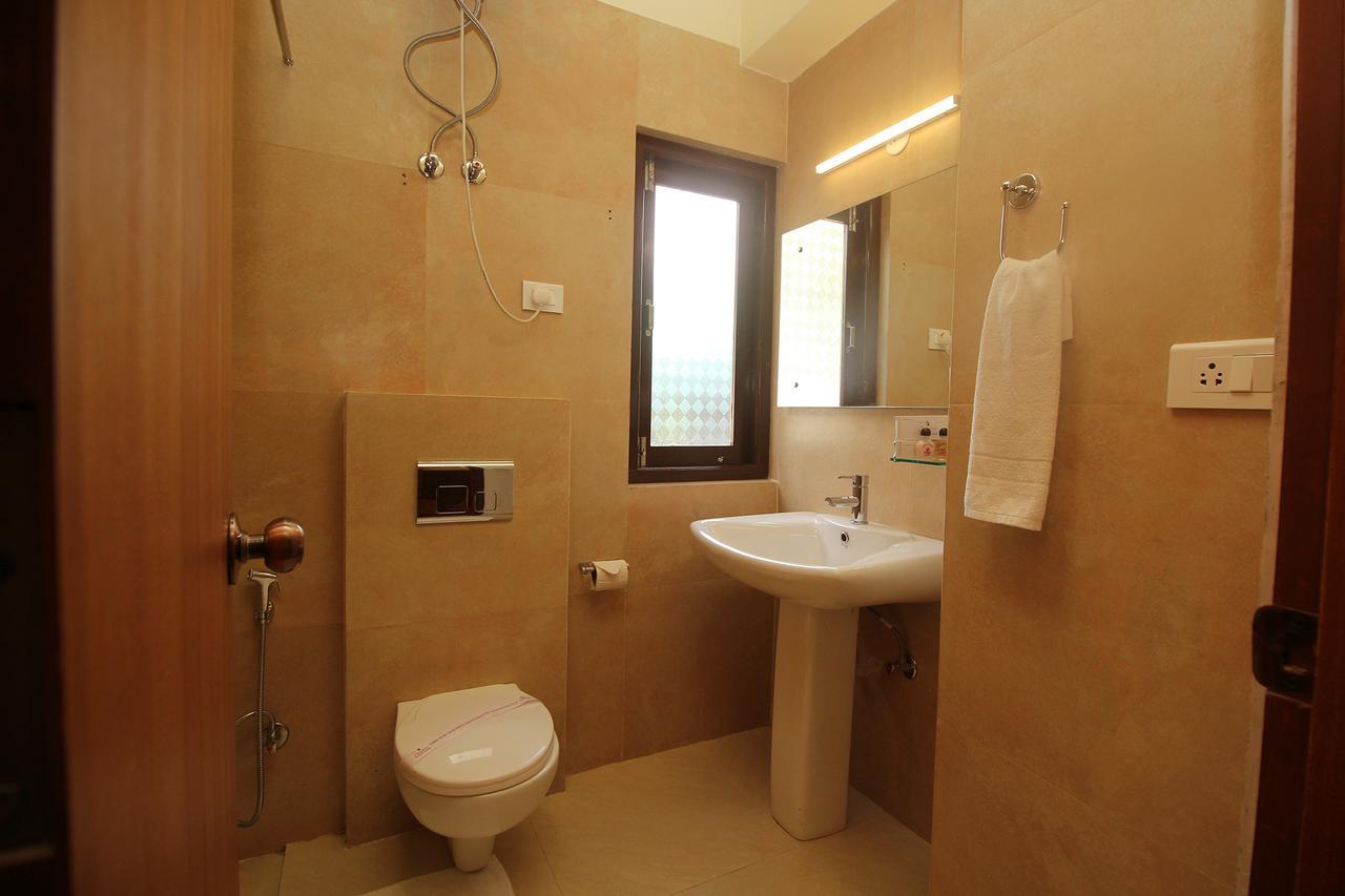 Hotel Tarayana Grand Гангток Экстерьер фото
