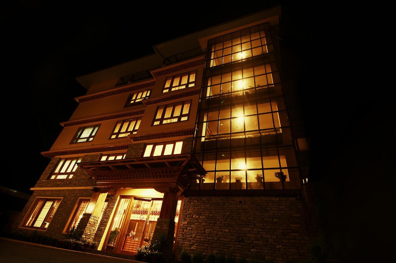 Hotel Tarayana Grand Гангток Экстерьер фото