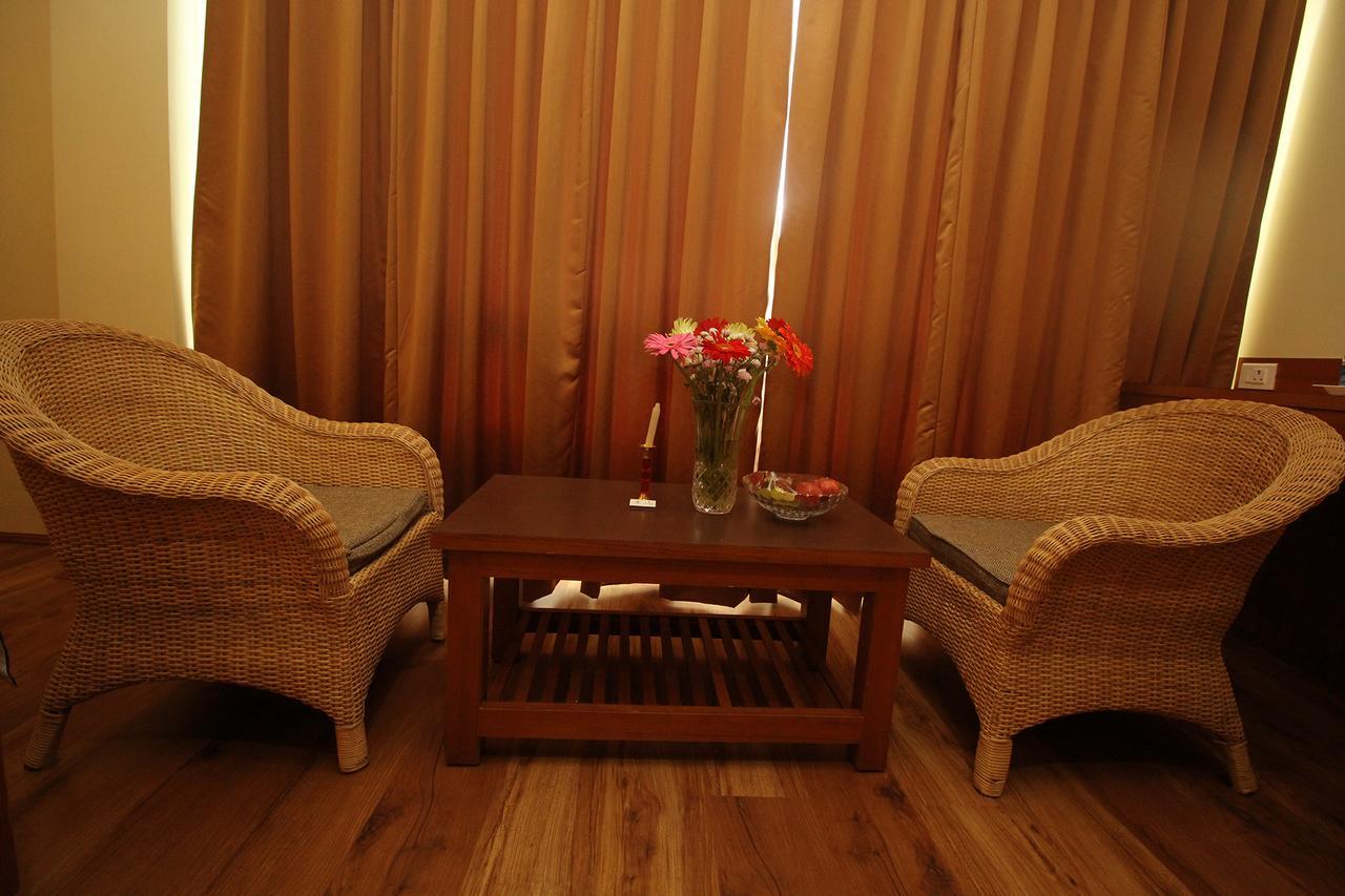 Hotel Tarayana Grand Гангток Экстерьер фото
